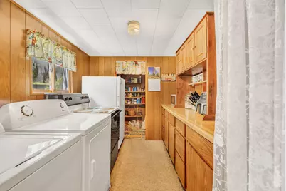 105 Main Street, Dexter, ME 04930 - Photo 23