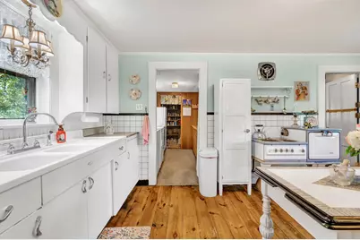 105 Main Street, Dexter, ME 04930 - Photo 19