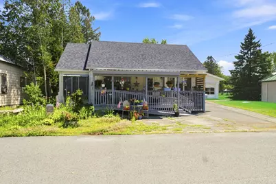 25 Parlin Street, Skowhegan, ME 04976 - Photo 7