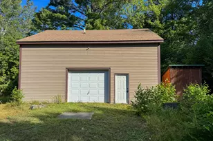 579 Phinney Farm Rd, Lincoln, ME 04457 - Photo 13