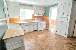 25 Union St, Wilton, ME 04294 - Photo 9