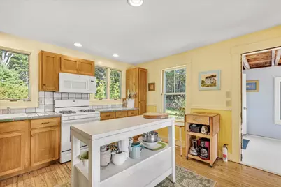 31 Ferry Road, Brooksville, ME 04617 - Photo 9