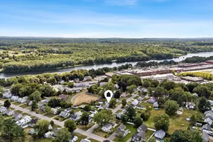 4 Crosby St, Fairfield, ME 04937 - Photo 33