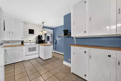 3 Hillside Avenue, Winthrop, ME 04364 - Photo 11