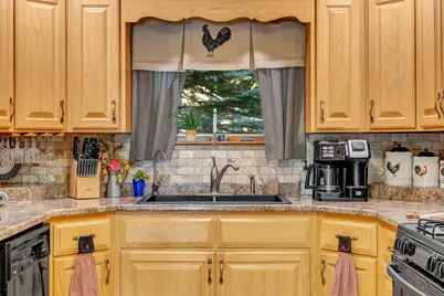 323 Woodland Avenue, Old Town, ME 04468 - Photo 21