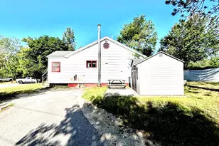 105 Iron Bridge Rd, Millinocket, ME 04462 - Photo 5