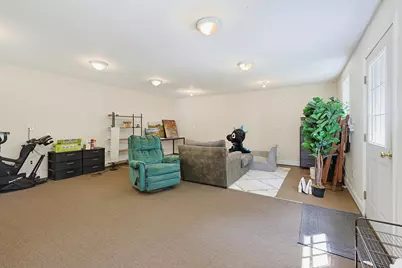 55 Aldworth Street, Portland, ME 04103 - Photo 23