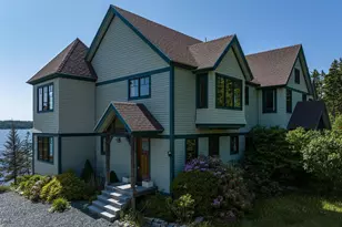 72 Jordan Harbor Rd, Winter Harbor, ME 04693 - Photo 3
