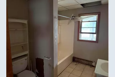 21 Hillside Avenue, Waterville, ME 04901 - Photo 27