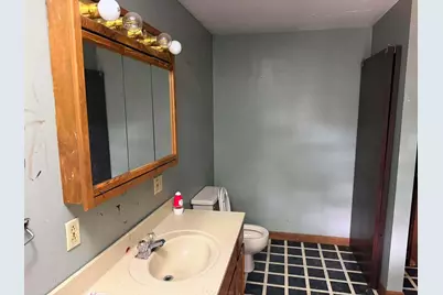 21 Hillside Avenue, Waterville, ME 04901 - Photo 33
