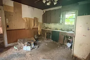 37 N Main St, Mechanic Falls, ME 04256 - Photo 7