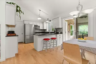 8 Riverbend Dr, Yarmouth, ME 04096 - Photo 1
