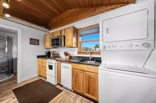 127 Lake View Dr, Rockland, ME 04841 - Photo 27