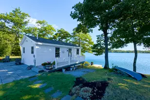 127 Lake View Dr, Rockland, ME 04841 - Photo 11