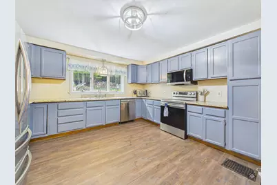 945 & 949 Main Street, Wayne, ME 04284 - Photo 13