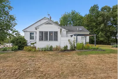 25 Mayflower Road, Hallowell, ME 04347 - Photo 17