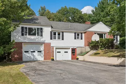 25 Mayflower Road, Hallowell, ME 04347 - Photo 1