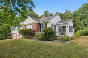 25 Mayflower Rd, Hallowell, ME 04347 - Photo 3