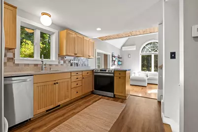410 Gilman Road, Yarmouth, ME 04096 - Photo 5