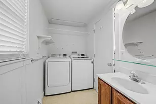 238-242 Hills Beach Rd, Biddeford, ME 04005 - Photo 19