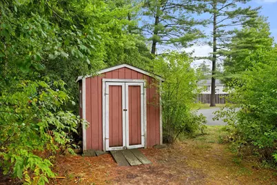 125 Yankee Avenue, Bangor, ME 04401 - Photo 37