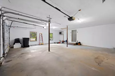 125 Yankee Avenue, Bangor, ME 04401 - Photo 29