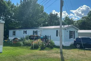30 Oak St, Oakland, ME 04963 - Photo 3