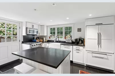 154 Main Street, Kennebunkport, ME 04046 - Photo 9
