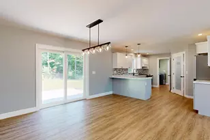 27 Richmond Rd, Turner, ME 04282 - Photo 9