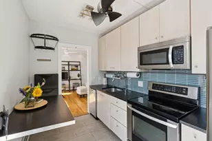 129 York St, Portland, ME 04101 - Photo 9