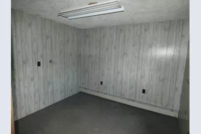 60 Maple Street, Farmingdale, ME 04344 - Photo 21