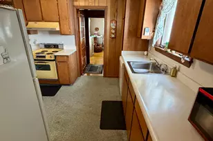 95 Elm St, Millinocket, ME 04462 - Photo 7