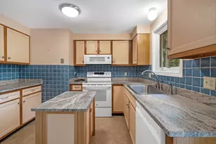 86 Willow Grove Rd, Brunswick, ME 04011 - Photo 17