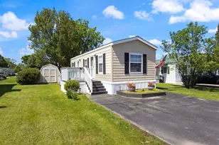 59 Blackberry Pl, Kittery, ME 03904 - Photo 1