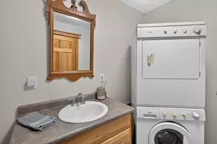 551 E Sangerville Rd, Sangerville, ME 04479 - Photo 23