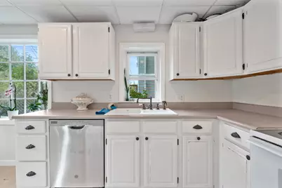 67 Belfort Street, Portland, ME 04103 - Photo 11