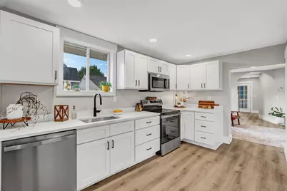 11 Cannard Street, Gardiner, ME 04345 - Photo 1