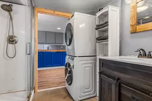 21 Government St, Kittery, ME 03904 - Photo 15