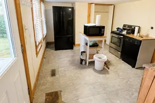 31 Pleasant St, Sanford, ME 04083 - Photo 7