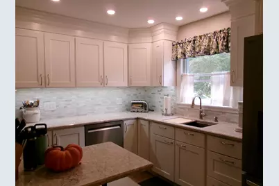 140 Hogan Road, Lewiston, ME 04240 - Photo 9