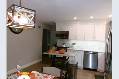 140 Hogan Road, Lewiston, ME 04240 - Photo 5
