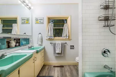 210 Middle Street, Farmington, ME 04938 - Photo 25