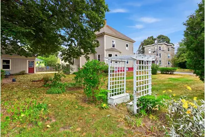 13 & 15 Montrose Avenue, Portland, ME 04103 - Photo 51