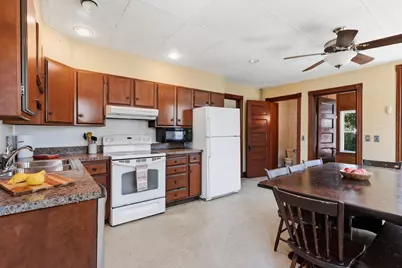 13 & 15 Montrose Avenue, Portland, ME 04103 - Photo 19
