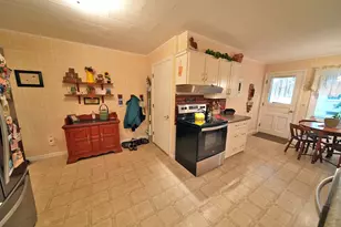 39 Bowdoin St, Houlton, ME 04730 - Photo 23
