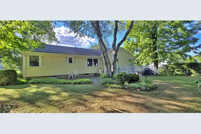 39 Bowdoin Street, Houlton, ME 04730 - Photo 5