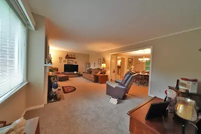 39 Bowdoin Street, Houlton, ME 04730 - Photo 11