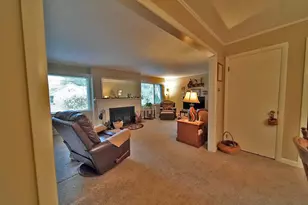 39 Bowdoin St, Houlton, ME 04730 - Photo 35