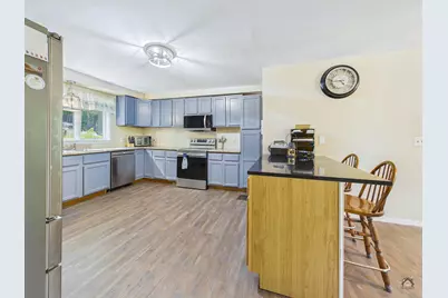 945 & 949 Main Street, Wayne, ME 04284 - Photo 13