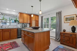 290 Simpsons Point Rd, Brunswick, ME 04011 - Photo 13